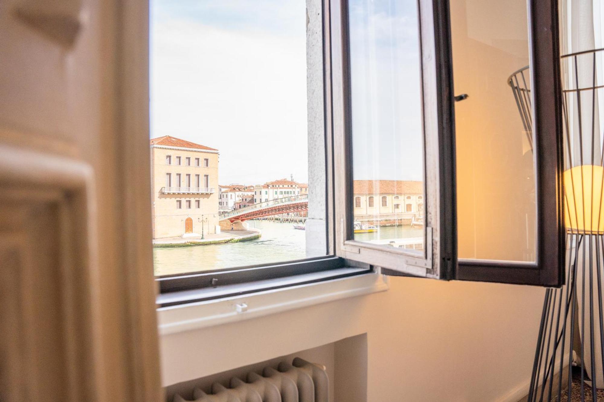 Elegance Calatrava Apartman Velence Kültér fotó